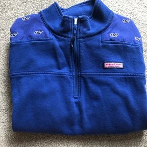 BEAUTIFUL VINEYARD VINES royal blue pull over